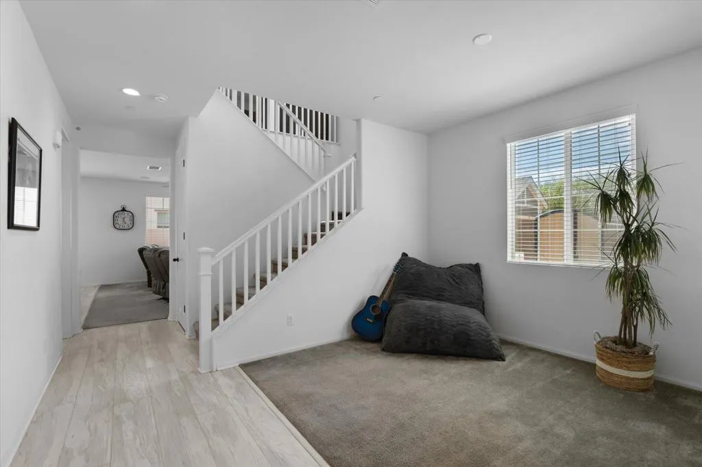 29102 Crabapple, Lake Elsinore, California 92530 home-pic-8