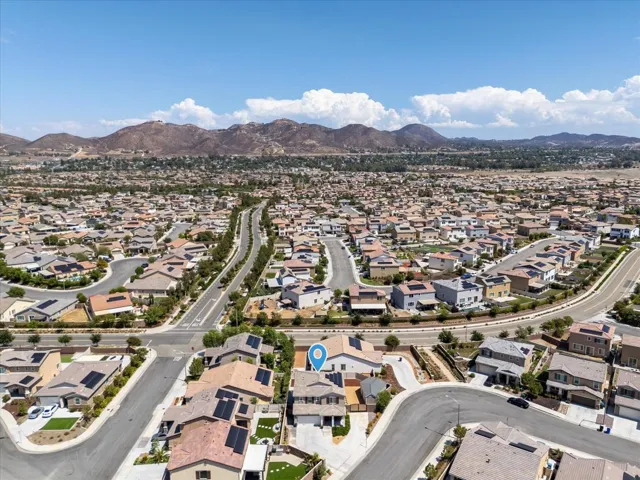 16-29102_Crabapple_Lake_Elsinore_CA_9253