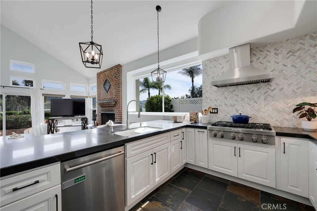 5650 Picasso Drive, Yorba Linda, California 92887 home-pic-29