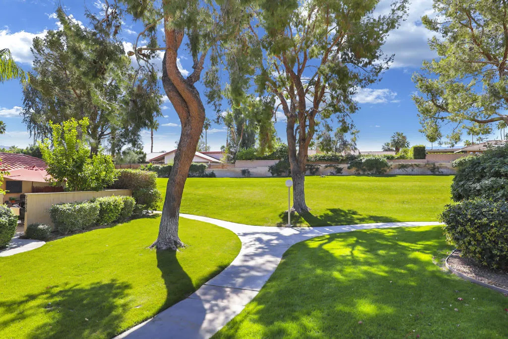 72844 Tony Trabert Lane, Palm Desert, California 92260 home-pic-14