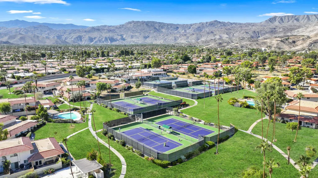 72844 Tony Trabert Lane, Palm Desert, California 92260 home-pic-22