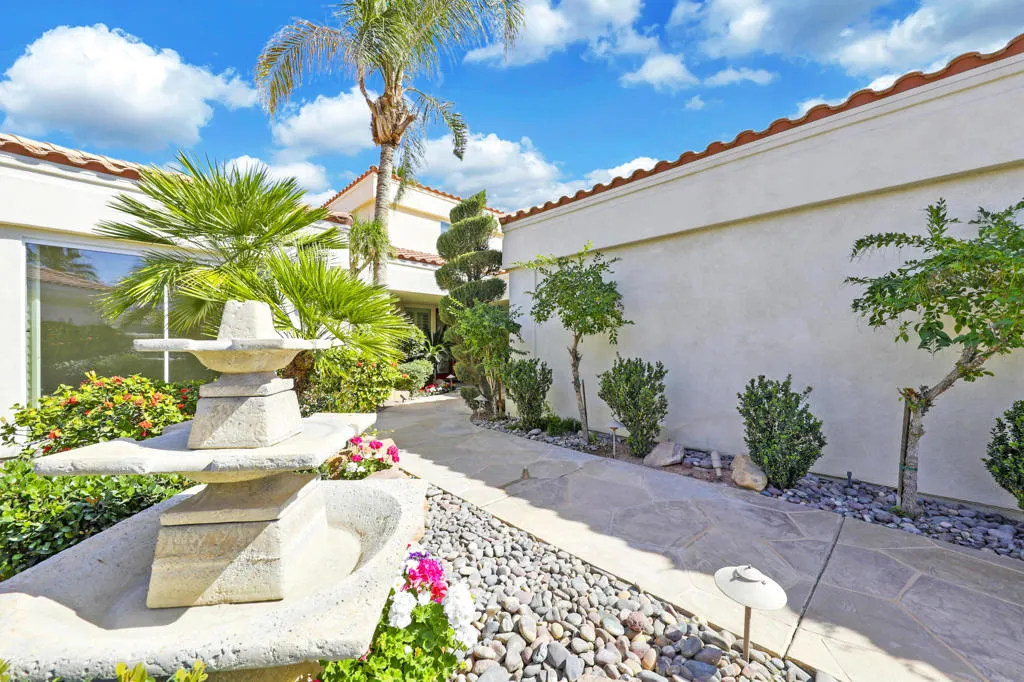 47540 Via Montessa, La Quinta, California 92253 home-pic-3