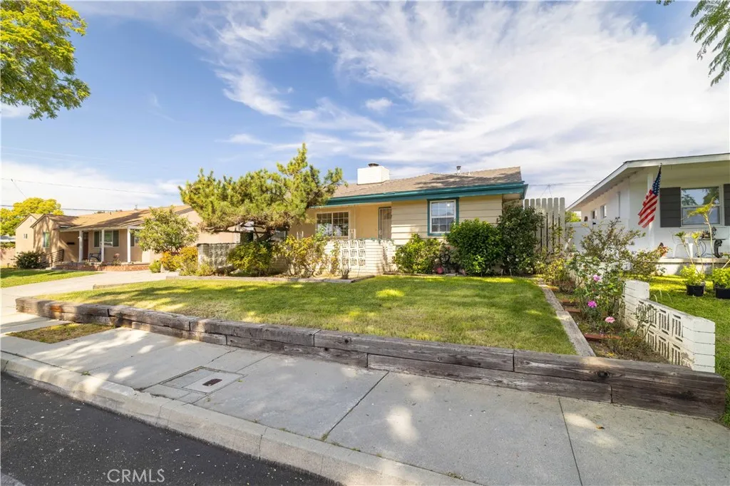 14215 La Forge, Whittier, California 90605 home-pic-1