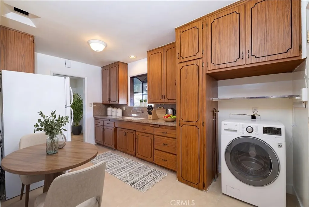 14215 La Forge, Whittier, California 90605 home-pic-10