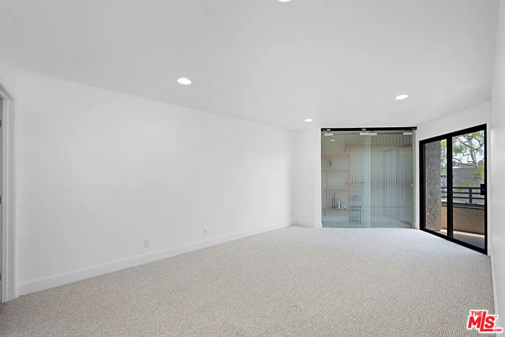 4589 Via Marisol 267, Los Angeles, California 90042 home-pic-13