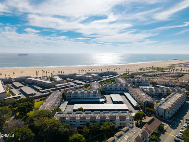 251 S Ventura. #210 MLS-36