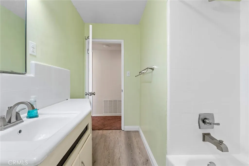 211 E 34th, San Bernardino, California 92404 home-pic-27
