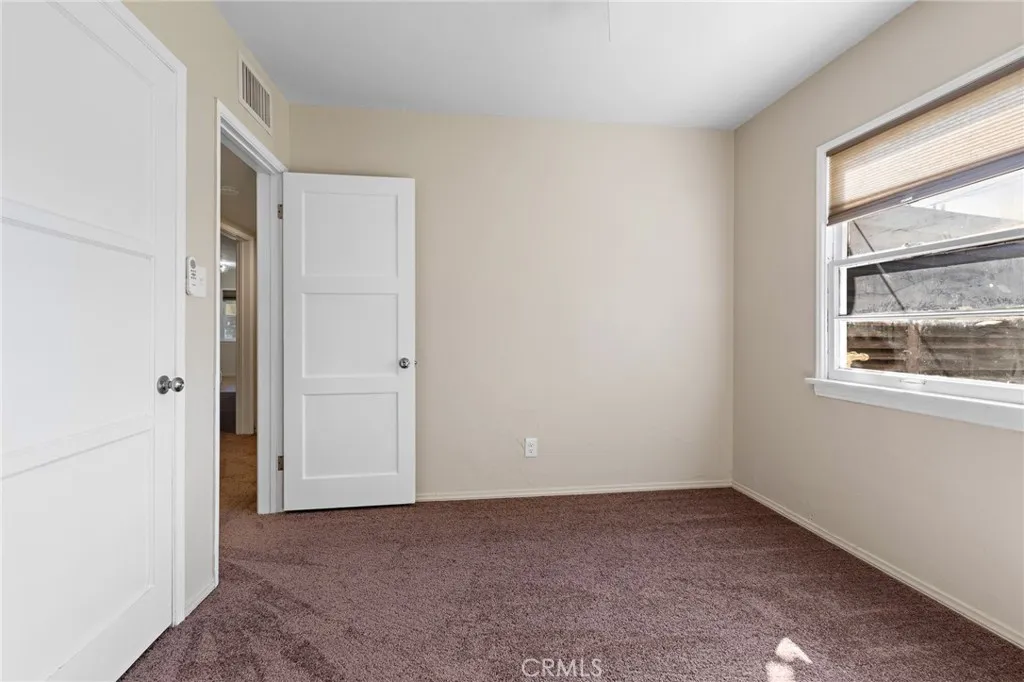 211 E 34th, San Bernardino, California 92404 home-pic-29