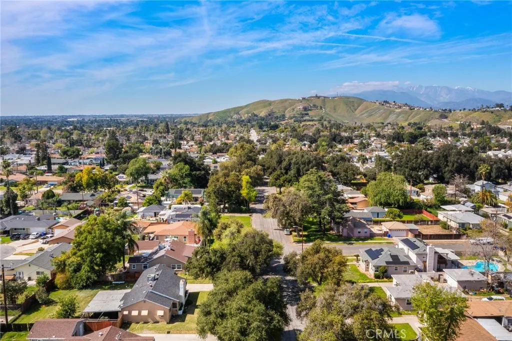 211 E 34th, San Bernardino, California 92404 home-pic-49
