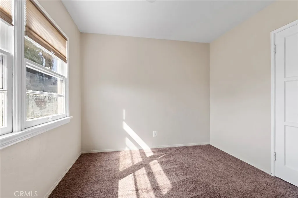 211 E 34th, San Bernardino, California 92404 home-pic-30