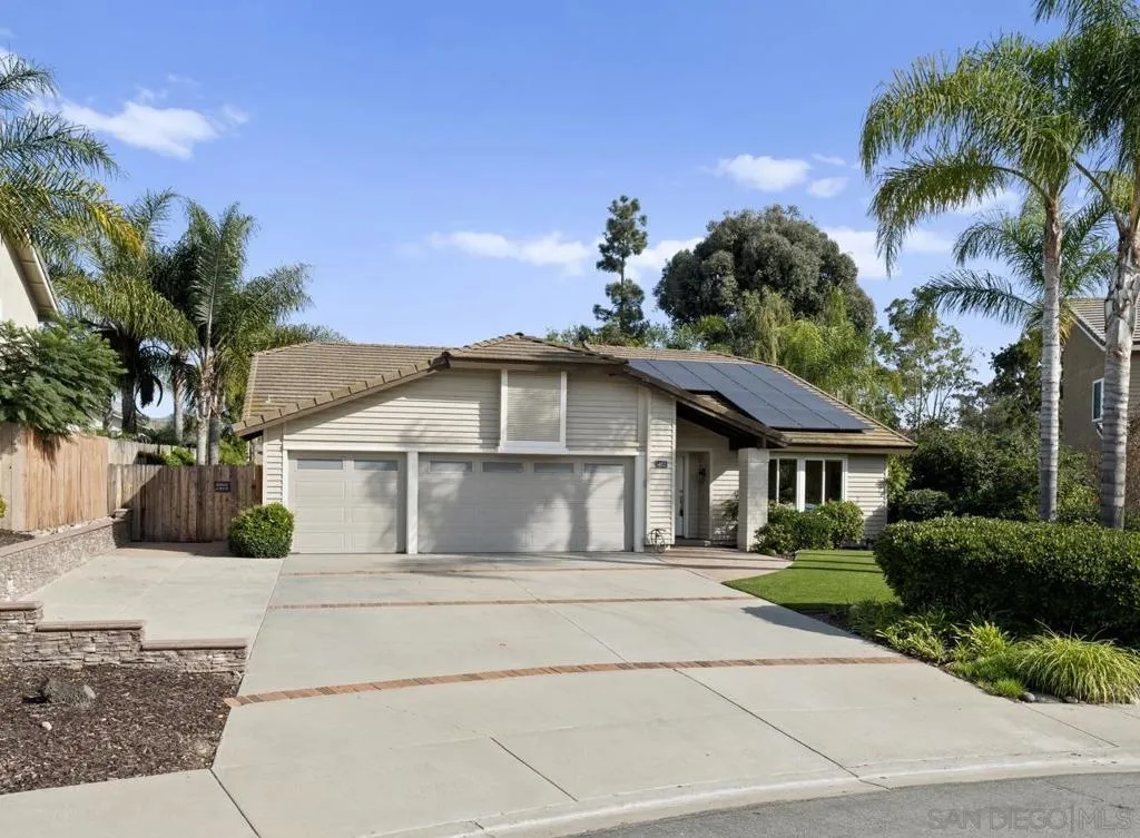 14613 Plumwood St, Poway, California 92064 home-pic-1