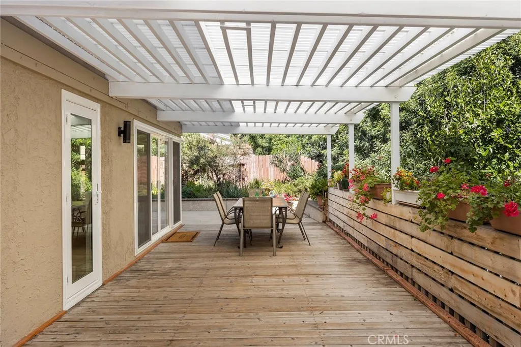 2108 Via Caliente, Fullerton, California 92833 home-pic-25