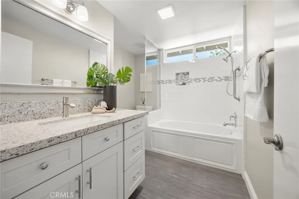 2108 Via Caliente, Fullerton, California 92833 home-pic-21