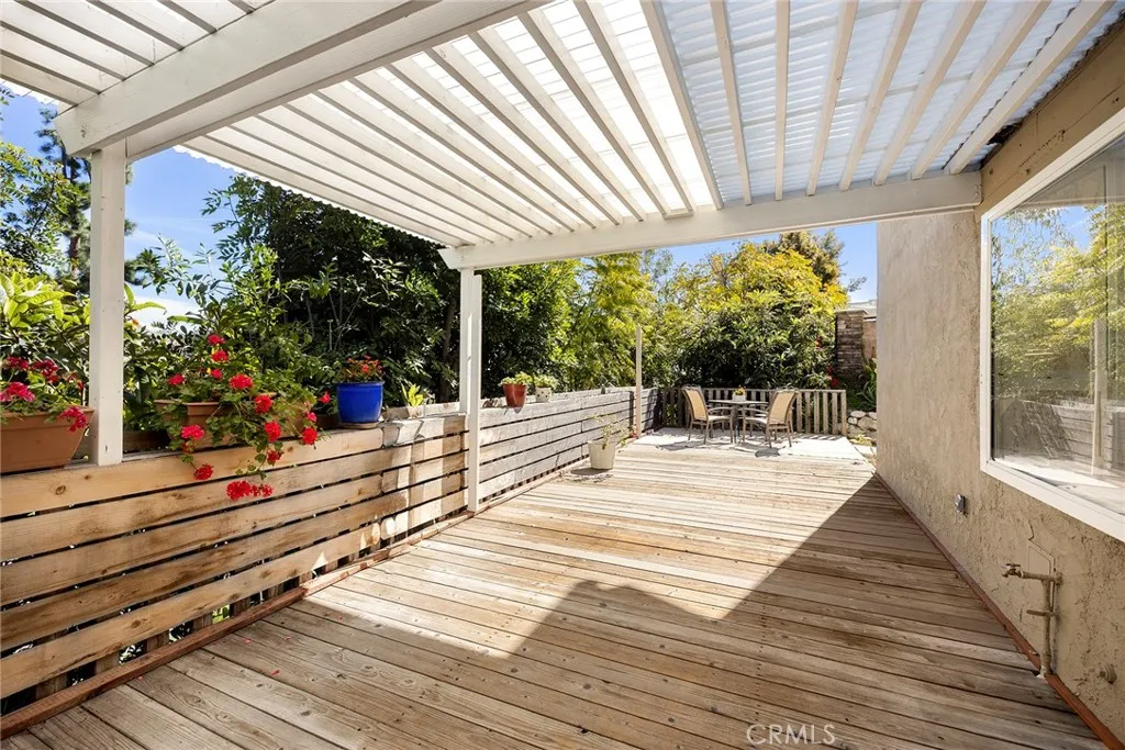 2108 Via Caliente, Fullerton, California 92833 home-pic-26
