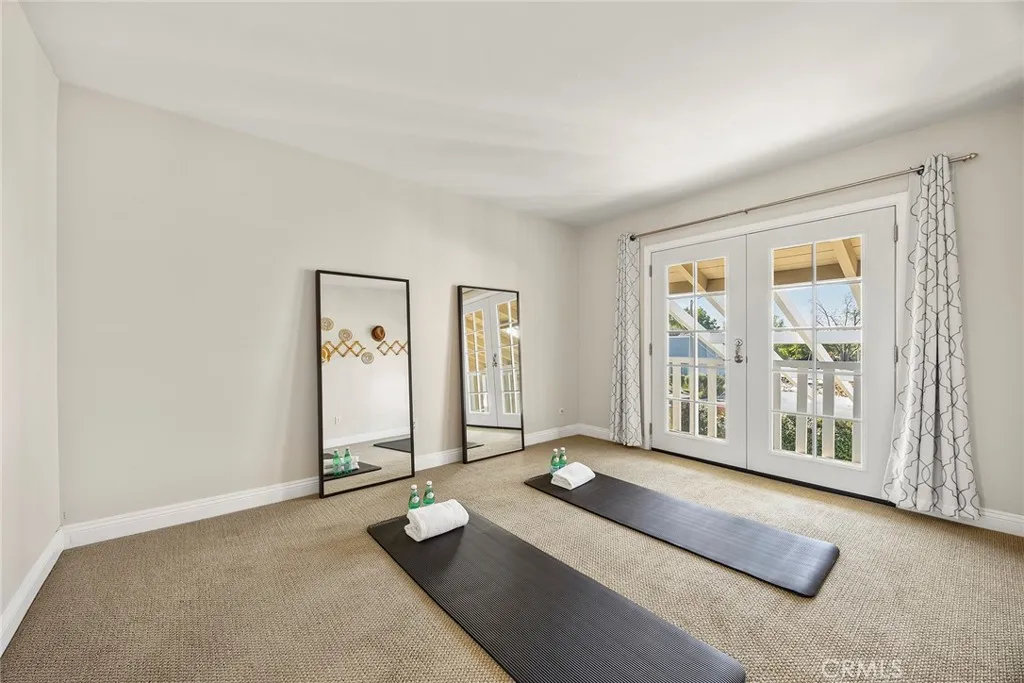 2108 Via Caliente, Fullerton, California 92833 home-pic-19