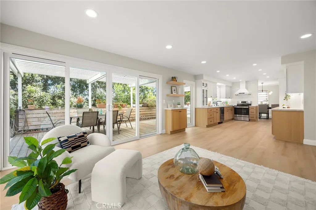 2108 Via Caliente, Fullerton, California 92833 home-pic-2