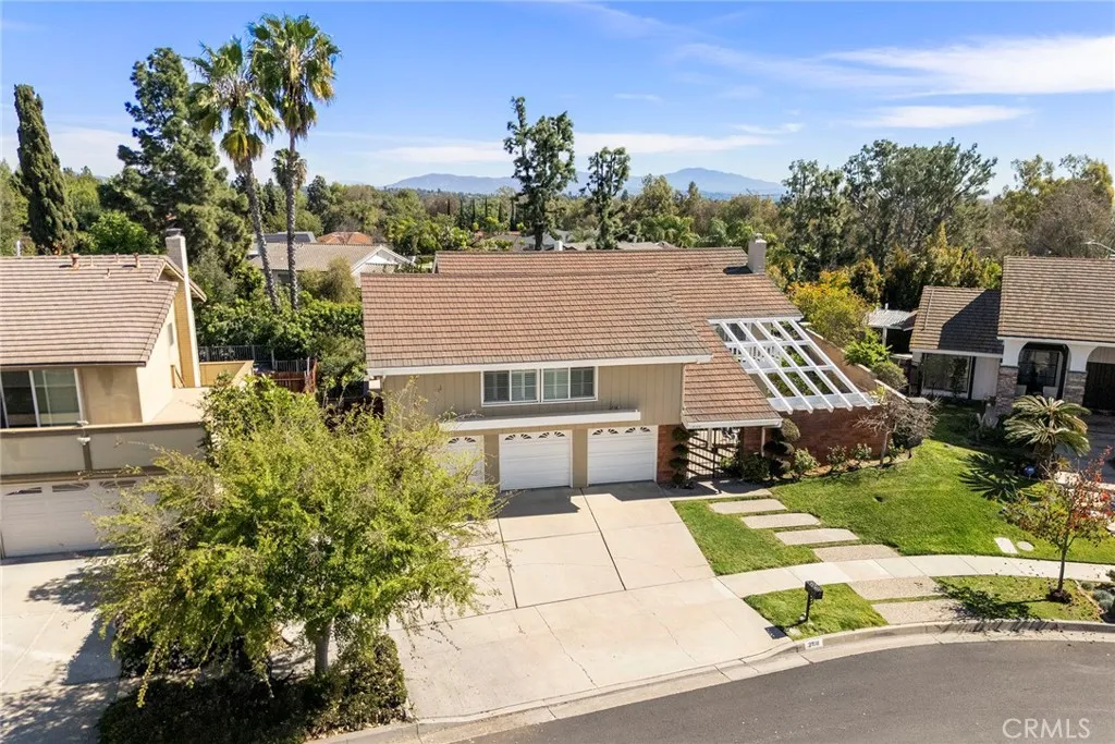 2108 Via Caliente, Fullerton, California 92833 home-pic-30