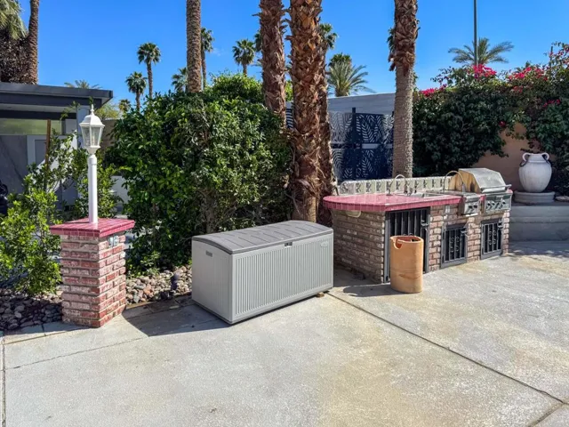 130 luxury RV lot-4