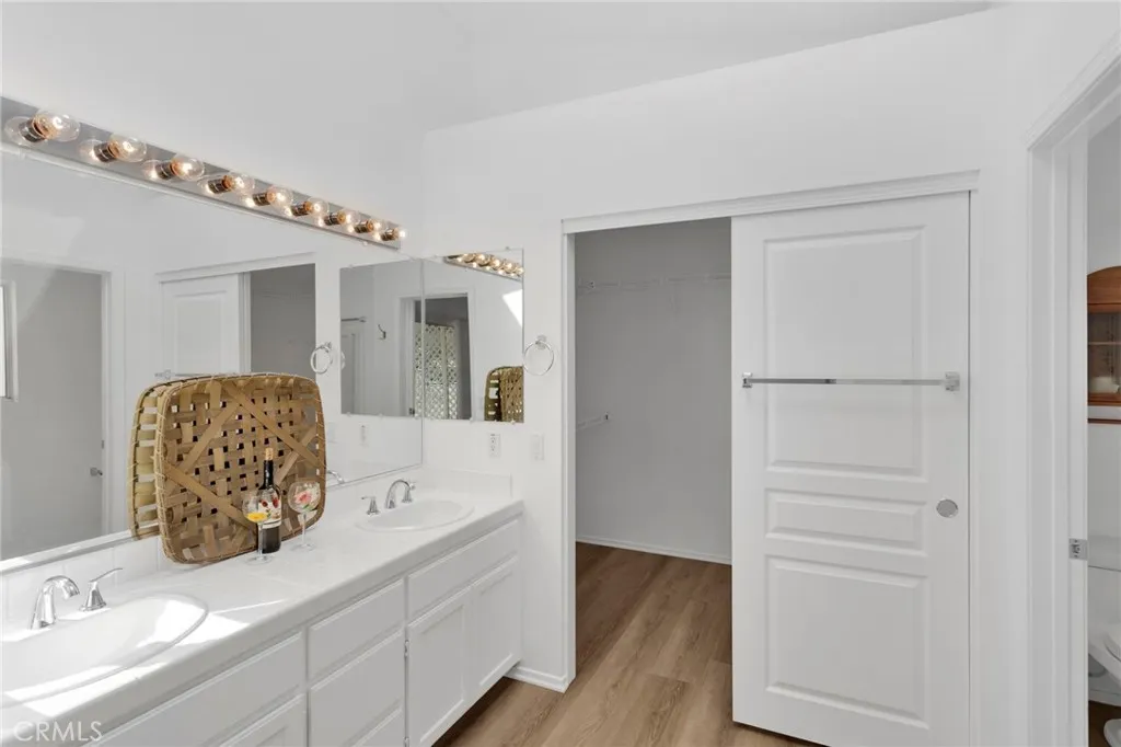 11594 Mountain Meadow Drive, Apple Valley, California 92308 home-pic-27