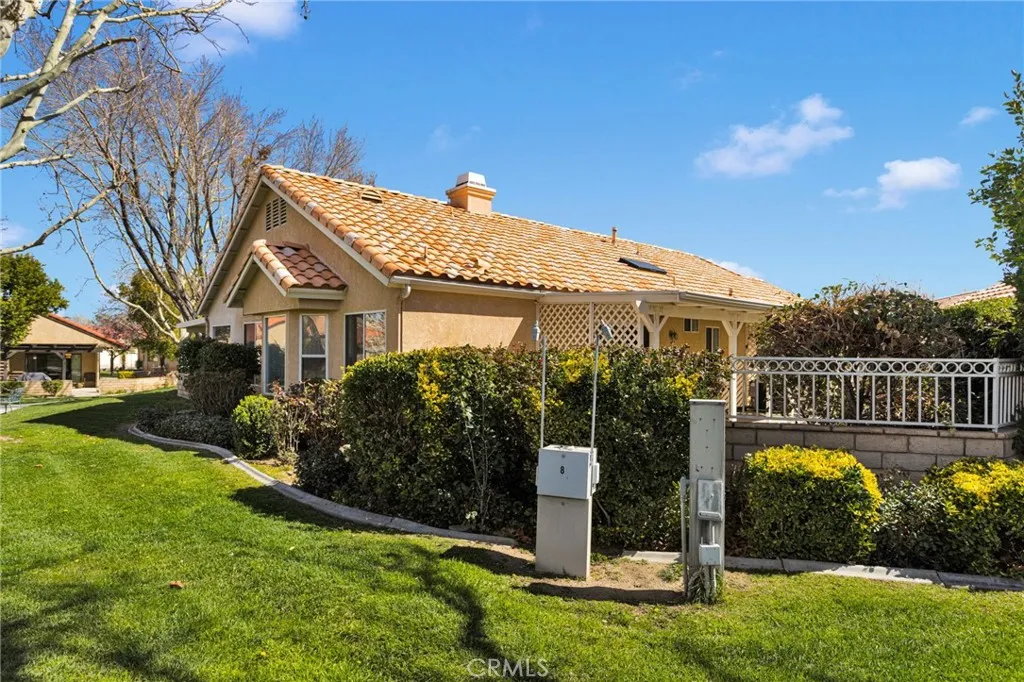 11594 Mountain Meadow Drive, Apple Valley, California 92308 home-pic-40