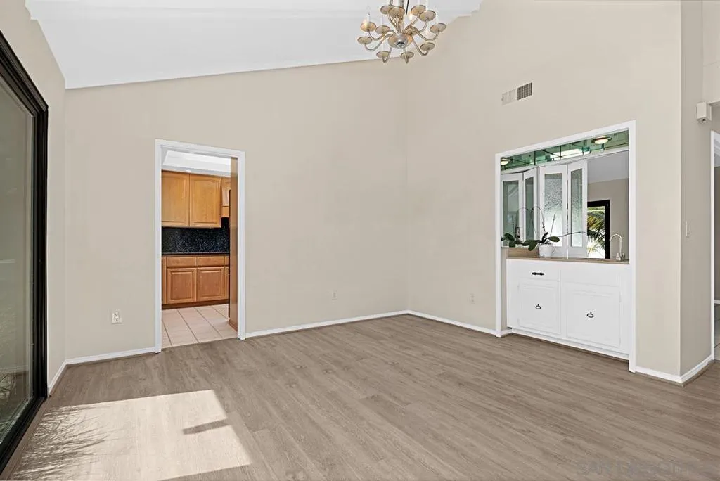 1617 Calle Alta, La Jolla, California 92037 home-pic-17