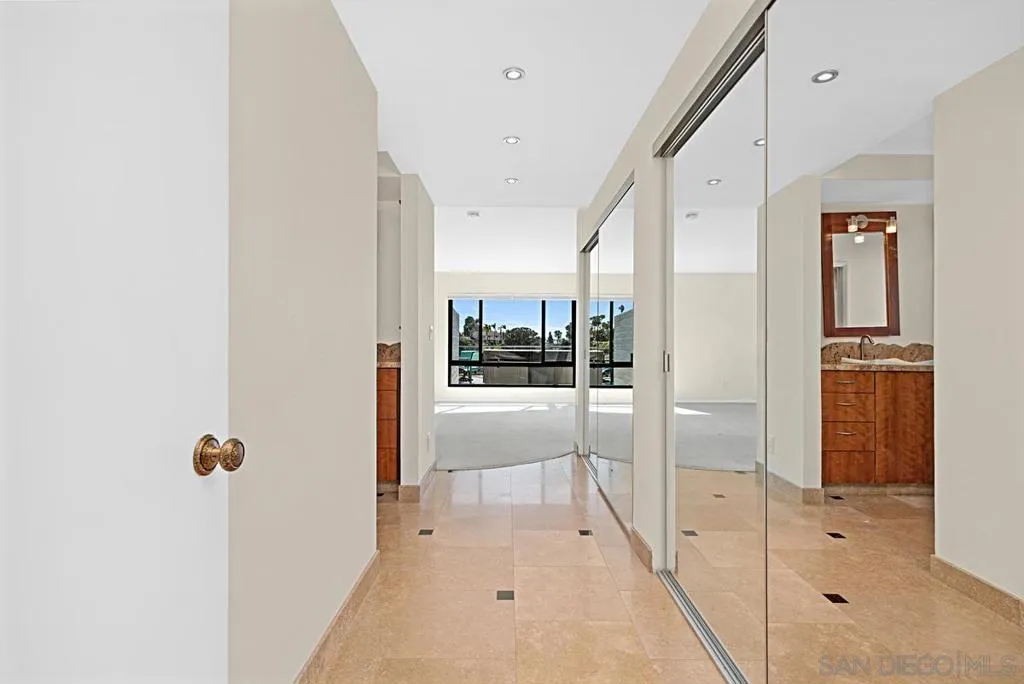 1617 Calle Alta, La Jolla, California 92037 home-pic-26