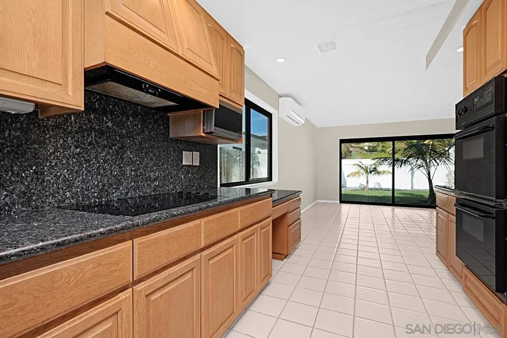 1617 Calle Alta, La Jolla, California 92037 home-pic-21