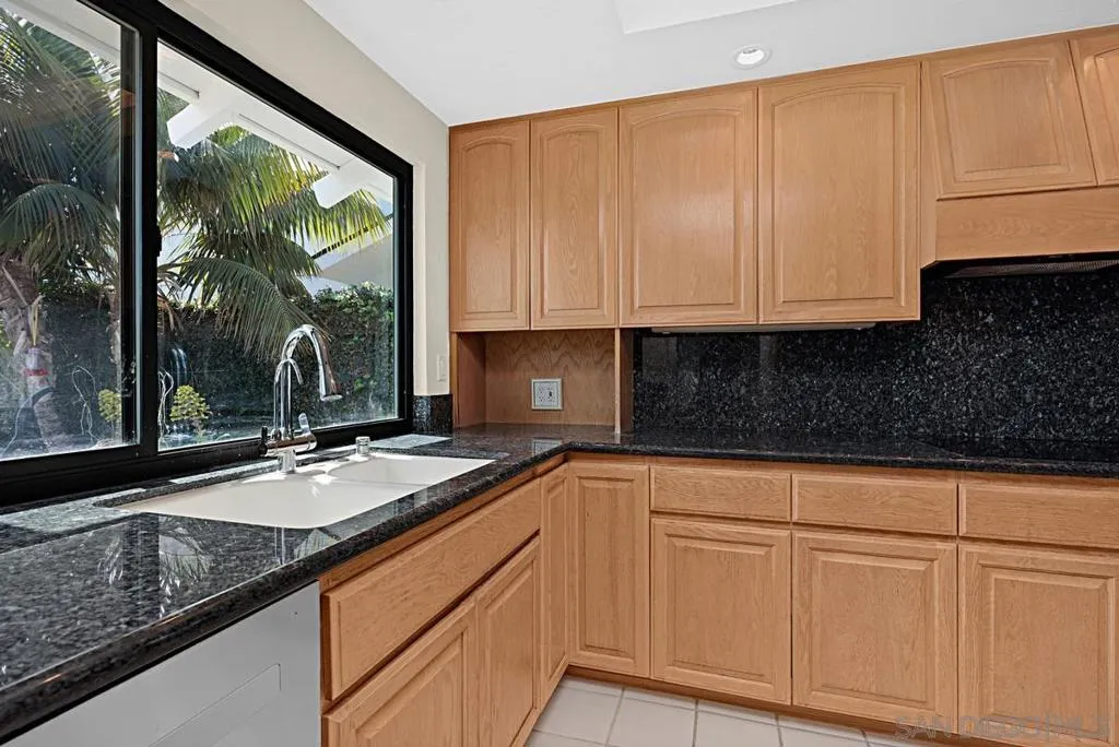 1617 Calle Alta, La Jolla, California 92037 home-pic-20