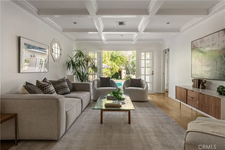 4312 Klump, Studio City, California 91602