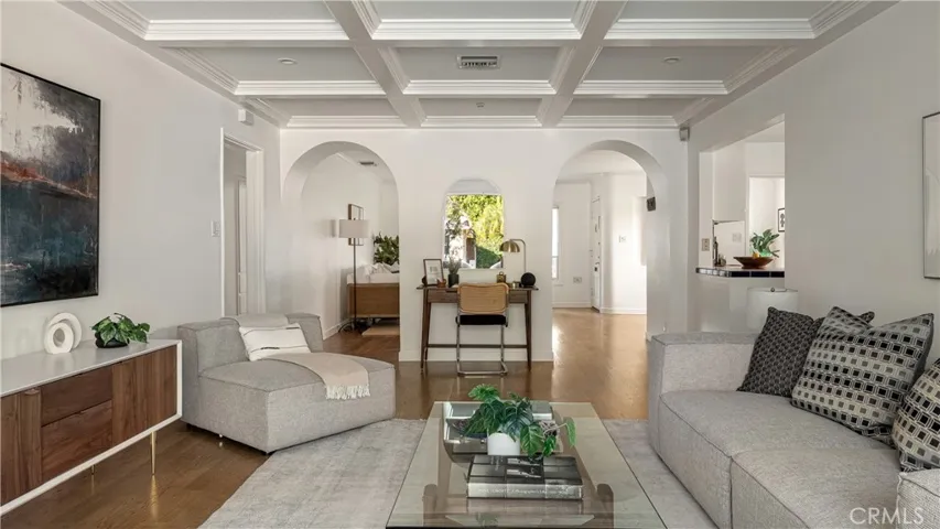 4312 Klump, Studio City, California 91602