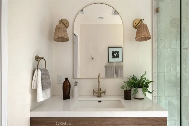 4312 Klump, Studio City, California 91602