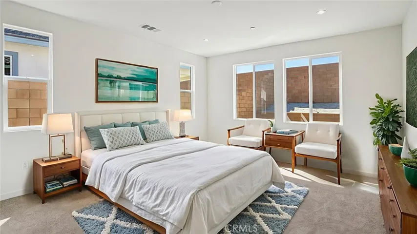 STAGED PRIMARY BEDROOM