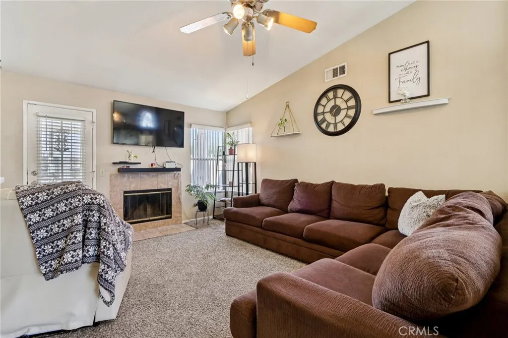 873 Wetherly Street, Hemet, California 92545 home-pic-6