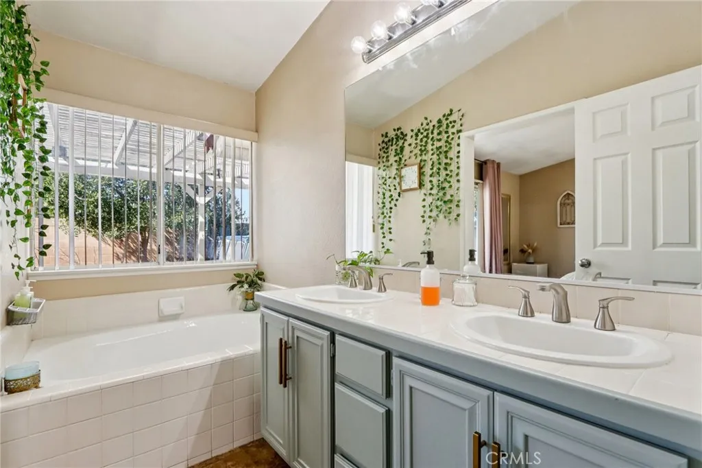 873 Wetherly Street, Hemet, California 92545 home-pic-14