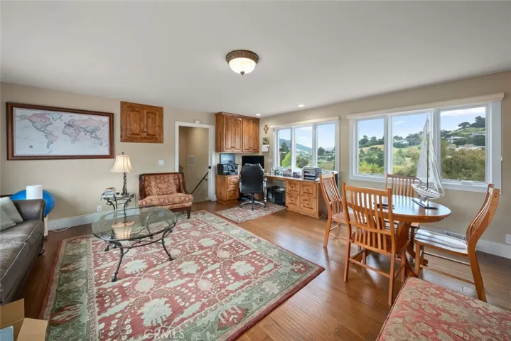 311 Twin Ridge, San Luis Obispo, California 93405
