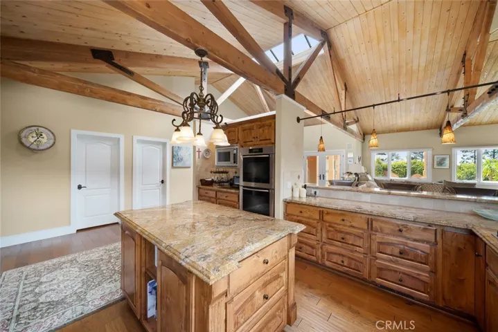 311 Twin Ridge, San Luis Obispo, California 93405