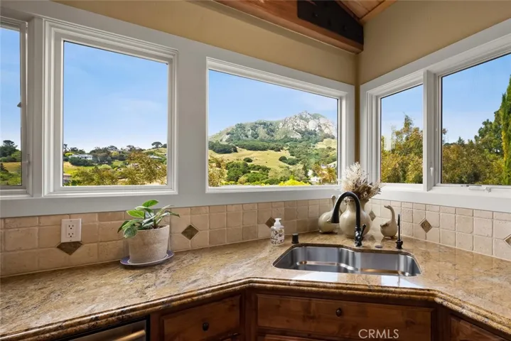 311 Twin Ridge, San Luis Obispo, California 93405