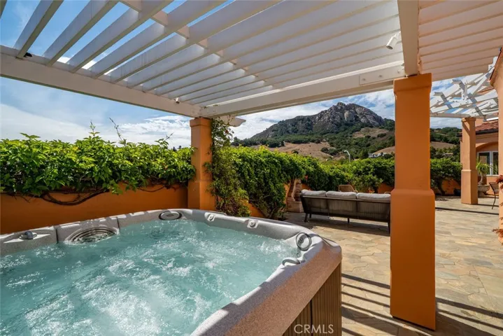 311 Twin Ridge, San Luis Obispo, California 93405