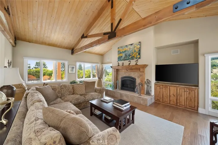 311 Twin Ridge, San Luis Obispo, California 93405