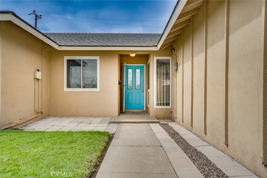 15501 Eliot, Huntington Beach, California 92647 home-pic-5
