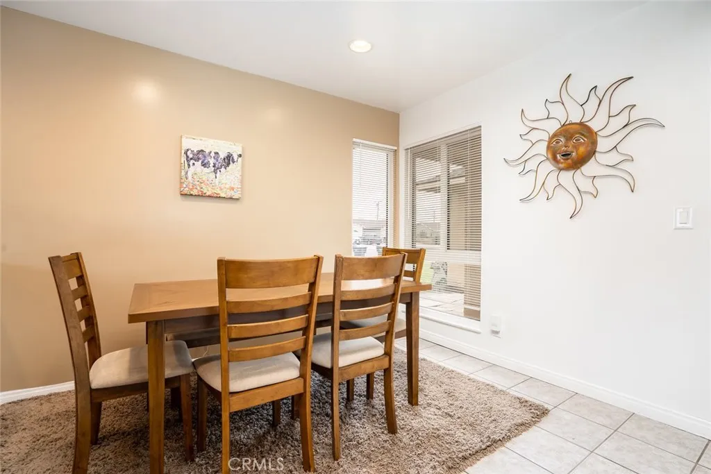 15501 Eliot, Huntington Beach, California 92647 home-pic-9