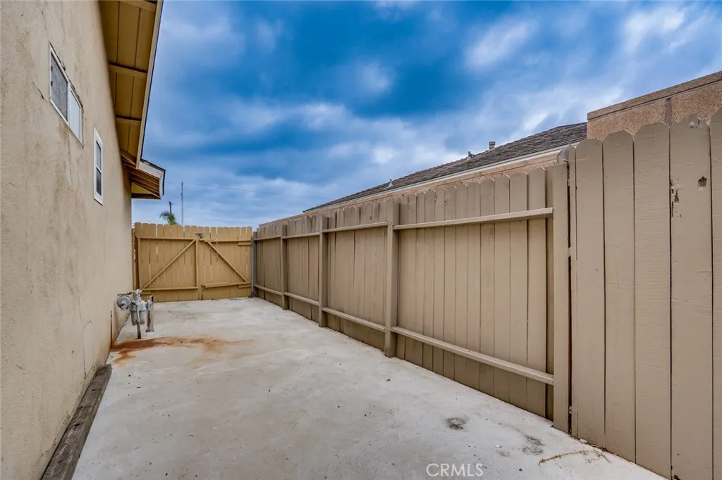 15501 Eliot, Huntington Beach, California 92647 home-pic-27
