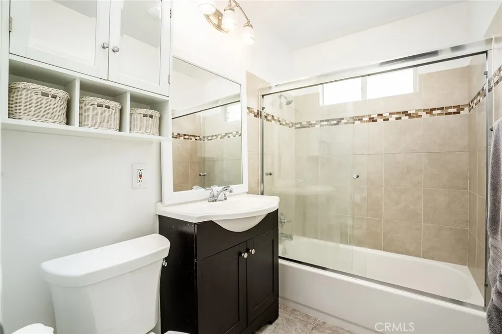 15501 Eliot, Huntington Beach, California 92647 home-pic-18