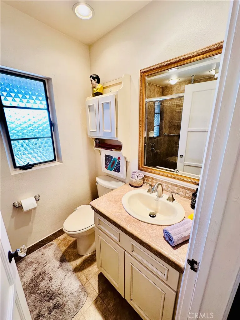 6274 Baileya Avenue, 29 Palms, California 92277 home-pic-7