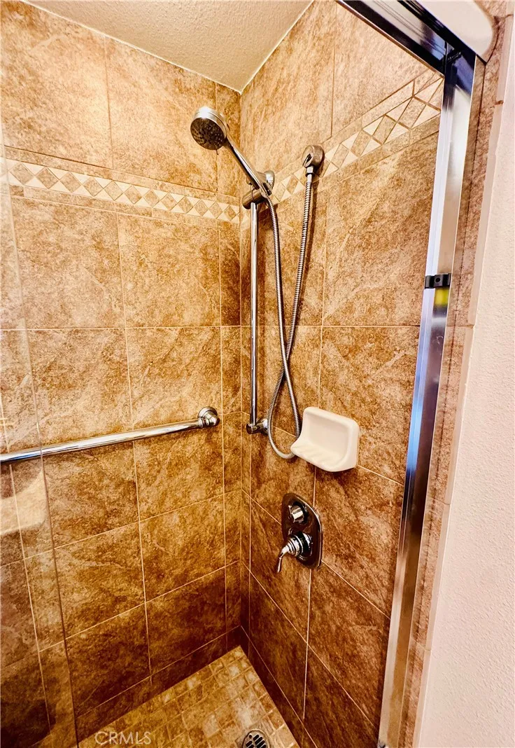 6274 Baileya Avenue, 29 Palms, California 92277 home-pic-8