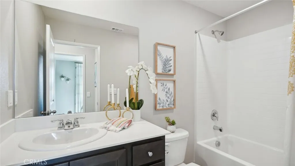 31071 London Plane Drive, Winchester, California 92596 home-pic-13