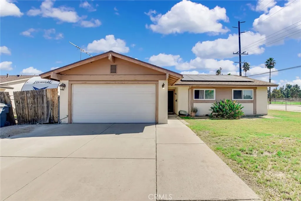 1602 Glover Street, Redlands, California 92374 home-pic-1