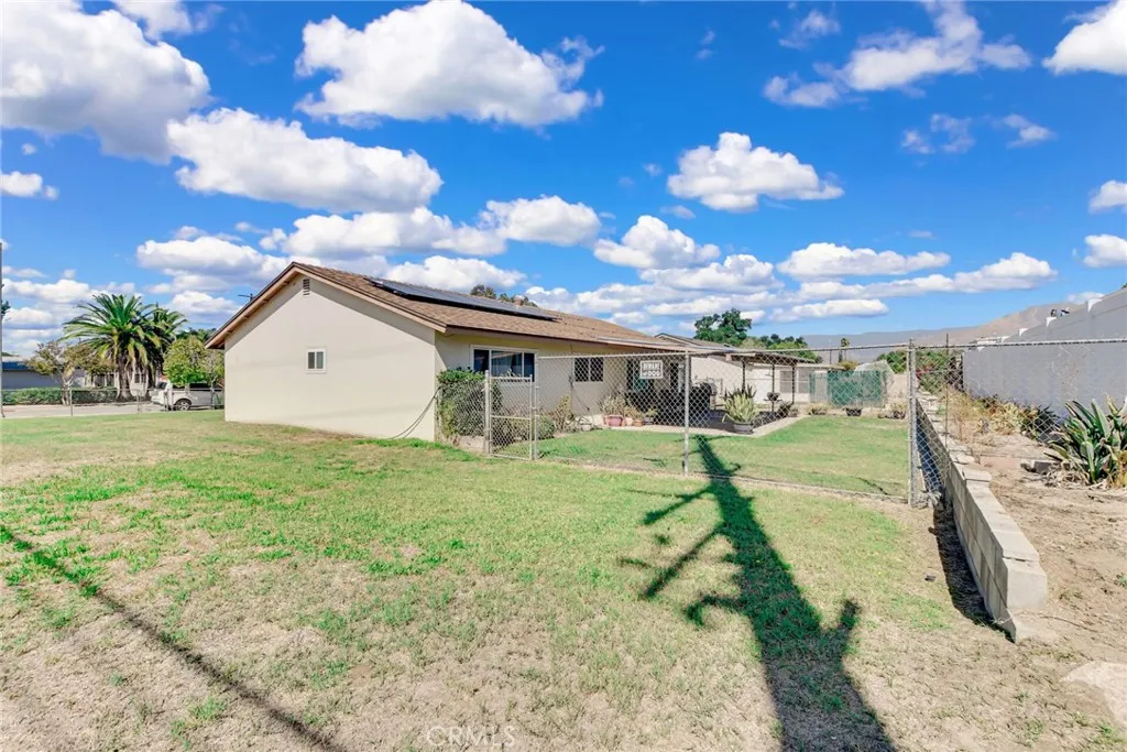 1602 Glover Street, Redlands, California 92374 home-pic-31