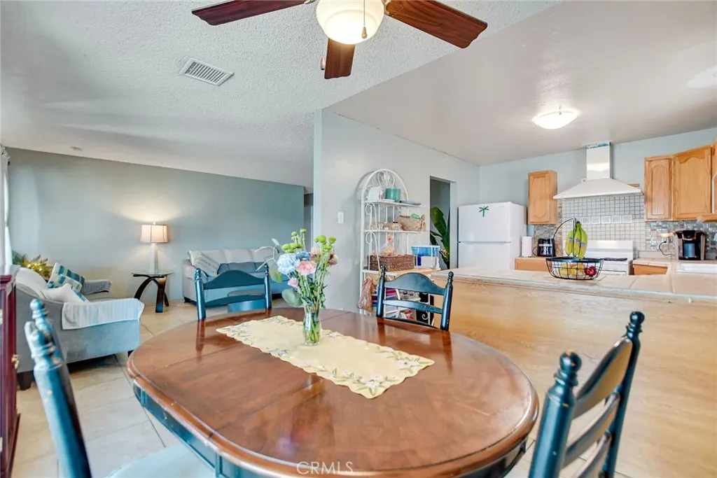 1602 Glover Street, Redlands, California 92374 home-pic-17