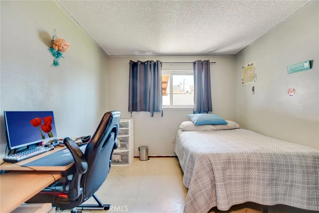 1602 Glover Street, Redlands, California 92374 home-pic-20